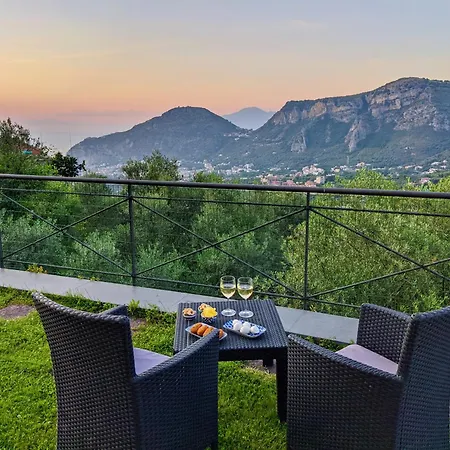 Fanella, Independent House Between Sorrento & Amalfi * Piano di Sorrento